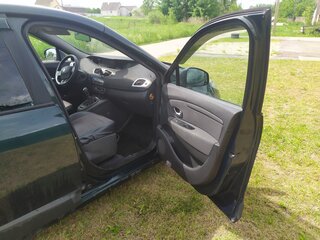 2010 Renault Scenic III, зелёный, 700000 рублей, вид 5