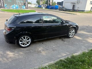 2009 Opel Astra GTC H Рестайлинг, чёрный, 580000 рублей, вид 5