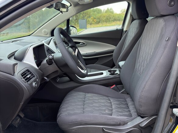 2013 Chevrolet Volt I, чёрный, 1045000 рублей - вид 19