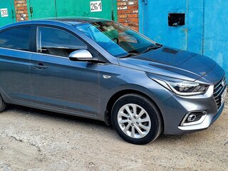 2018 Hyundai Solaris II, серый, 1500000 рублей, вид 5