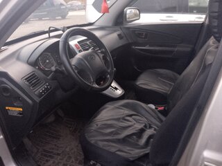 2006 Hyundai Tucson I, серебристый, 780000 рублей, вид 4