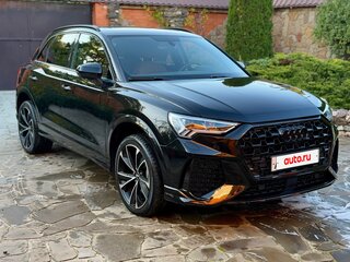 2020 Audi Q3 45 TFSI II (F3), чёрный, 4200000 рублей, вид 3