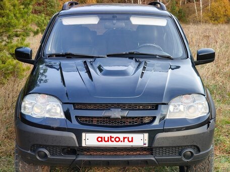 2011 Chevrolet Niva I Рестайлинг, чёрный, 313000 рублей, вид 3