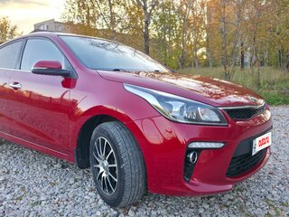 2017 Kia Rio IV, красный, 1200000 рублей, вид 3