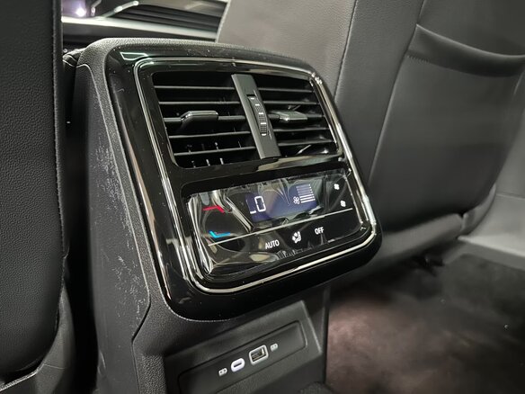 2025 Volkswagen Passat (North America and China) II (China Market) Рестайлинг, чёрный, 3684000 рублей - вид 5
