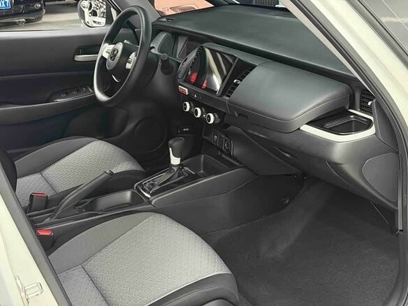 2022 Honda Fit Crosstar IV, белый - вид 12