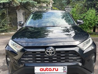 2021 Toyota RAV4 V (XA50), чёрный, 2700000 рублей, вид 3