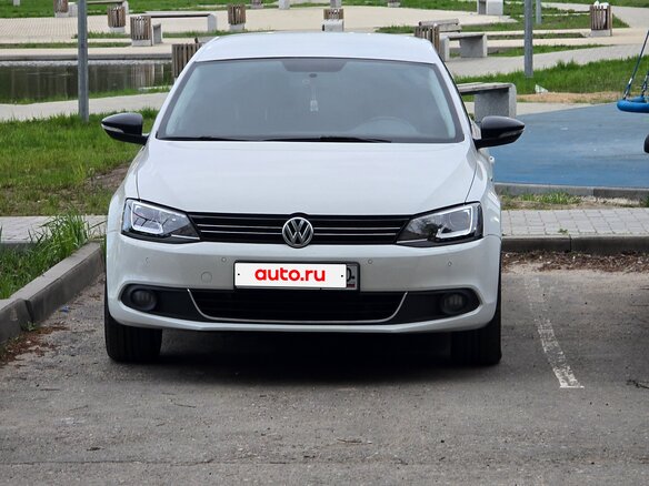2013 Volkswagen Jetta VI, белый