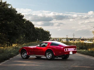1982 Chevrolet Corvette C3, красный, 3400000 рублей, вид 5