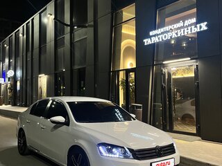 2012 Volkswagen Passat B7, белый, 999000 рублей, вид 3