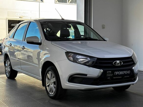 2023 Lada (ВАЗ) Granta I Рестайлинг, белый, 795000 рублей - вид 2