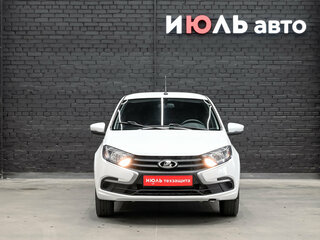 2022 Lada (ВАЗ) Granta I Рестайлинг, белый, 620000 рублей, вид 2