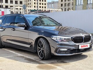 2018 BMW 5 серии 520d VII (G30/G31/G38), серый, 2650000 рублей, вид 4