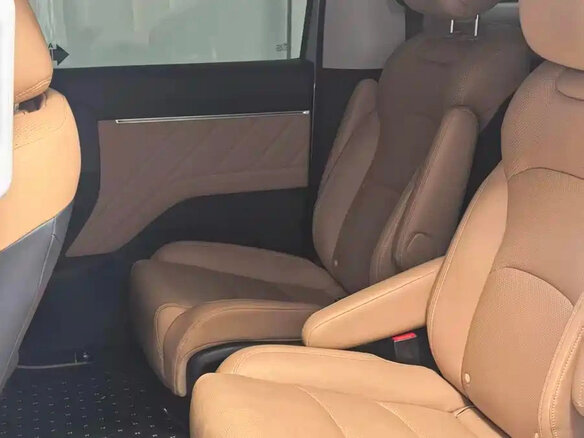 2025 Wuling Starlight 730, серебристый, 1655025 рублей - вид 6