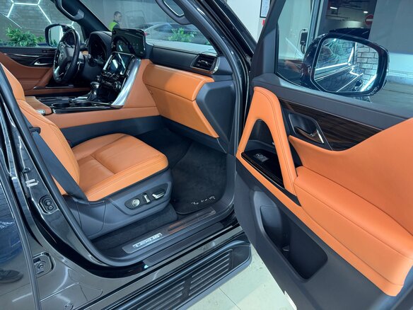 2022 Lexus LX 600 IV, чёрный, 13900000 рублей - вид 8
