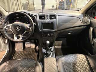 2022 Renault Logan Stepway II Рестайлинг, белый, 1150000 рублей, вид 5