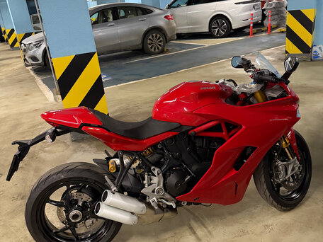 2019 Ducati Supersport, красный, 1099099 рублей, вид 4