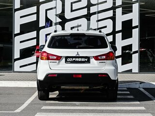 2011 Mitsubishi ASX I, белый, 1029000 рублей, вид 4
