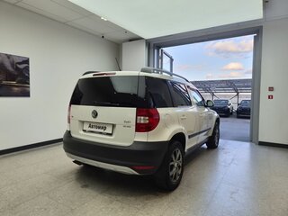 2013 Skoda Yeti I, белый, 786514 рублей, вид 4