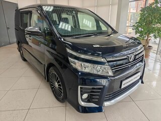 2015 Toyota Voxy III (R80), синий, 1750000 рублей, вид 3
