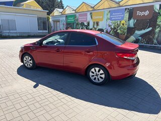 2016 Kia Rio III Рестайлинг, красный, 890000 рублей, вид 4