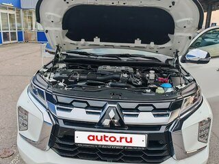 2025 Mitsubishi Montero Sport III Рестайлинг, белый, 7100000 рублей, вид 1