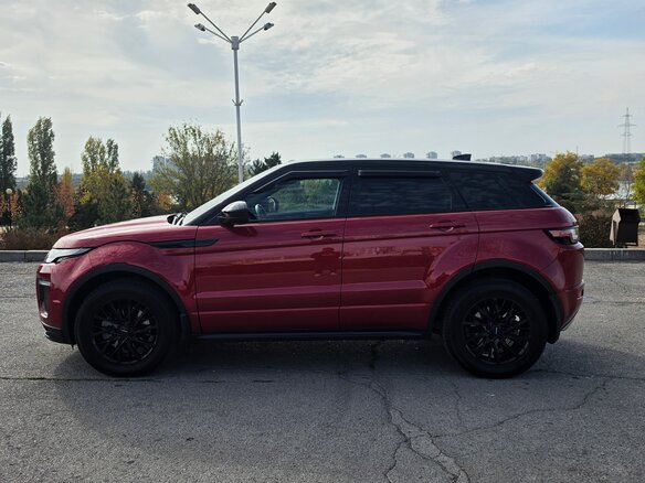 2017 Land Rover Range Rover Evoque I Рестайлинг, красный, 2600000 рублей - вид 7