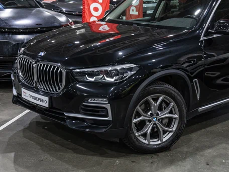 2019 BMW X5 40i IV (G05/G18), чёрный, 4499700 рублей, вид 2