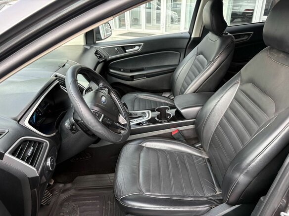 2017 Ford Edge II, серый, 1630000 рублей - вид 26