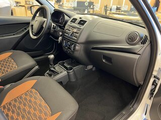 2026 Lada (ВАЗ) Granta Cross I Рестайлинг, белый, 1205000 рублей, вид 3