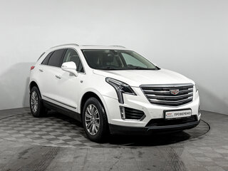 2017 Cadillac XT5 I, белый, 2200000 рублей, вид 3