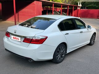 2013 Honda Accord IX, белый, 1650000 рублей, вид 4