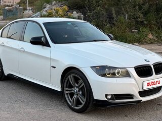 2011 BMW 3 серии 318i V (E90/E91/E92/E93) Рестайлинг, белый, 1230000 рублей, вид 2