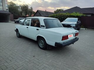 2008 Lada (ВАЗ) 2105, белый, 125000 рублей, вид 4