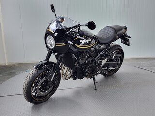 2025 Kawasaki Z 900RS, чёрный, 1349000 рублей, вид 4