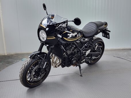 2025 Kawasaki Z 900RS, чёрный, 1349000 рублей, вид 4