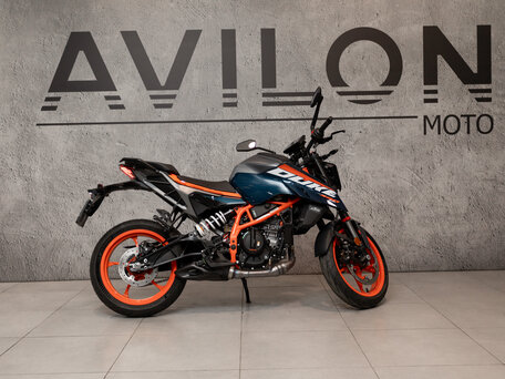 2025 KTM 390 Duke, синий, 699000 рублей, вид 1