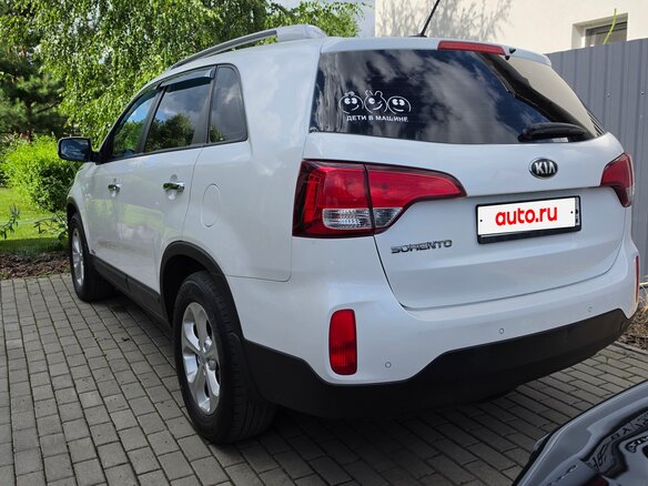 2018 Kia Sorento II Рестайлинг, белый, 1950000 рублей - вид 6