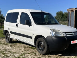 2011 Citroen Berlingo I Рестайлинг, белый, 430000 рублей, вид 3