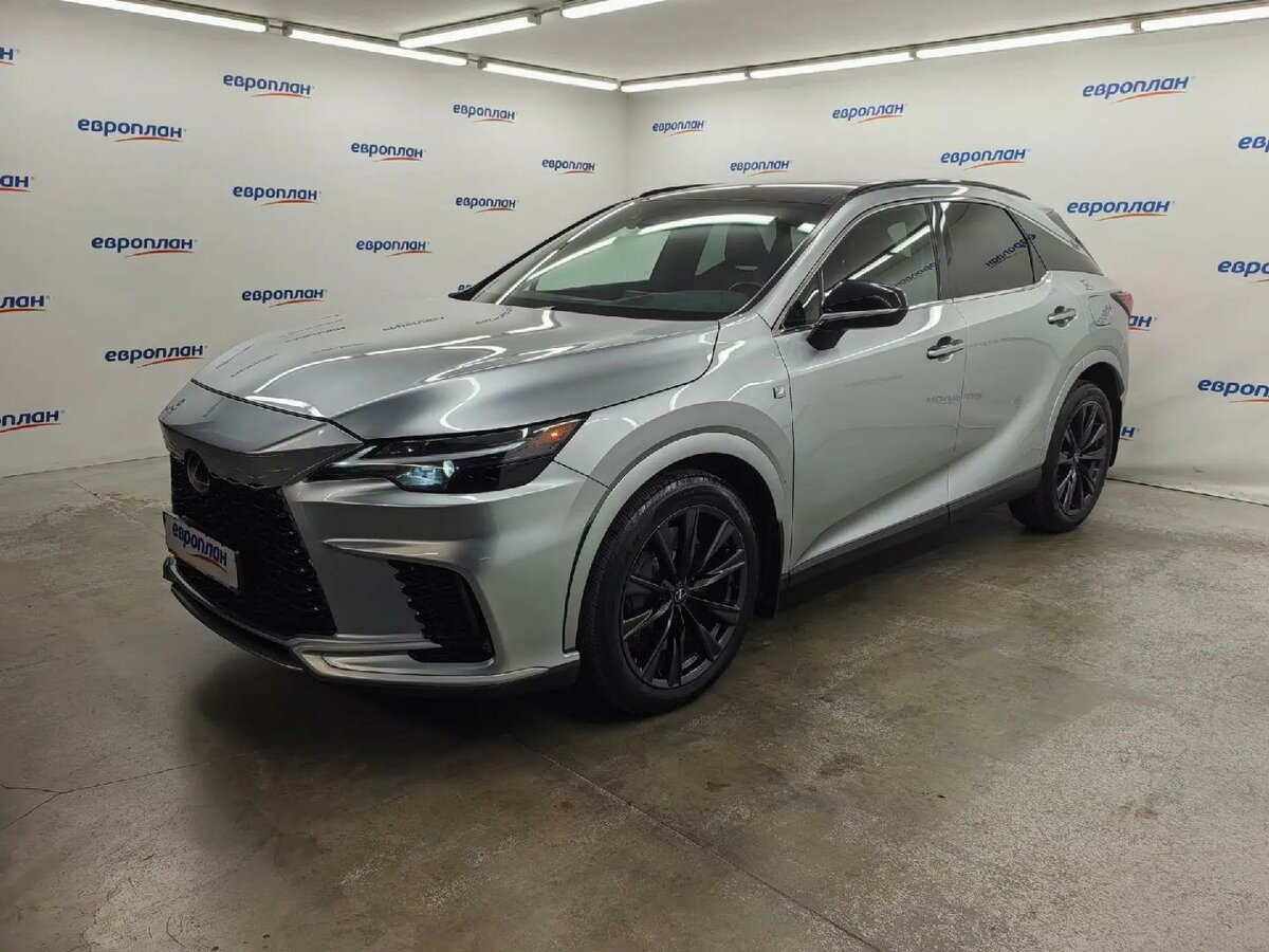 Открыть фотографии: Lexus RX V