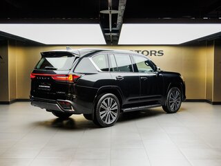 2026 Lexus LX 500d IV, чёрный, 18200000 рублей, вид 3