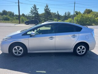 2015 Toyota Prius III Рестайлинг (XW30), серый, 1250000 рублей, вид 4