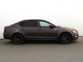 2017 Skoda Octavia III (A7) Рестайлинг, коричневый, 1997000 рублей, вид 3
