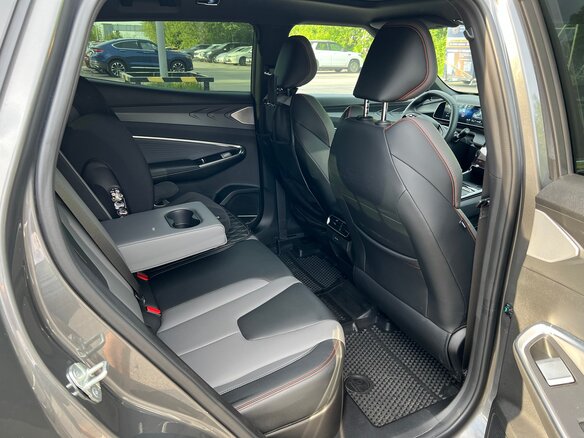 2024 Geely Cityray, серый, 2500000 рублей - вид 13