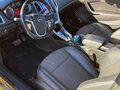 2013 Opel Astra GTC J Рестайлинг, жёлтый, 750000 рублей - вид 5