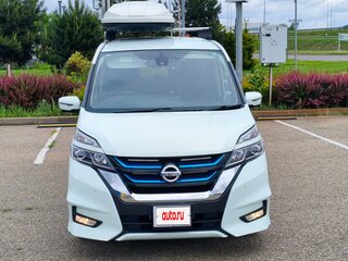 2018 Nissan Serena V (C27), белый, 1960000 рублей, вид 3