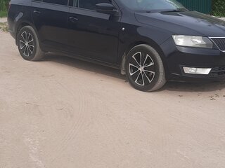 2017 Skoda Rapid I Рестайлинг, чёрный, 800000 рублей, вид 2