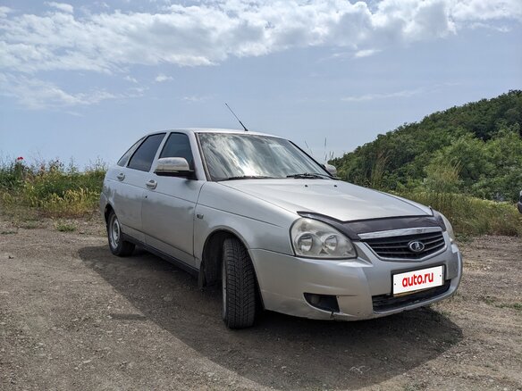2011 Lada (ВАЗ) Priora I, серебристый, 400000 рублей