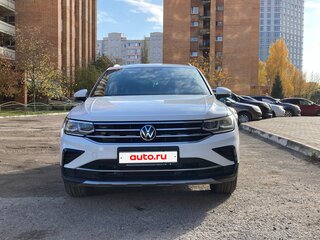 2021 Volkswagen Tiguan II Рестайлинг, белый, 3690000 рублей, вид 1