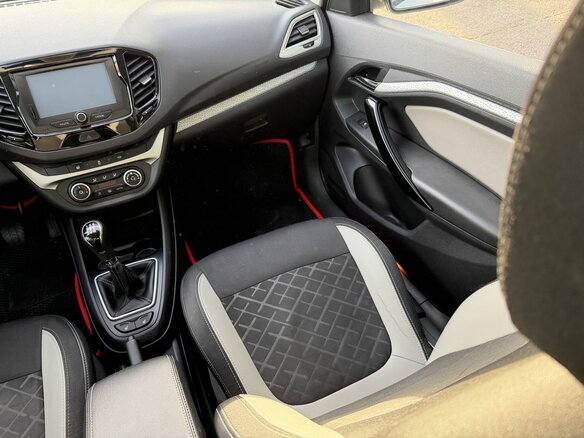 2018 Lada (ВАЗ) Vesta SW Cross I, белый, 955000 рублей - вид 17